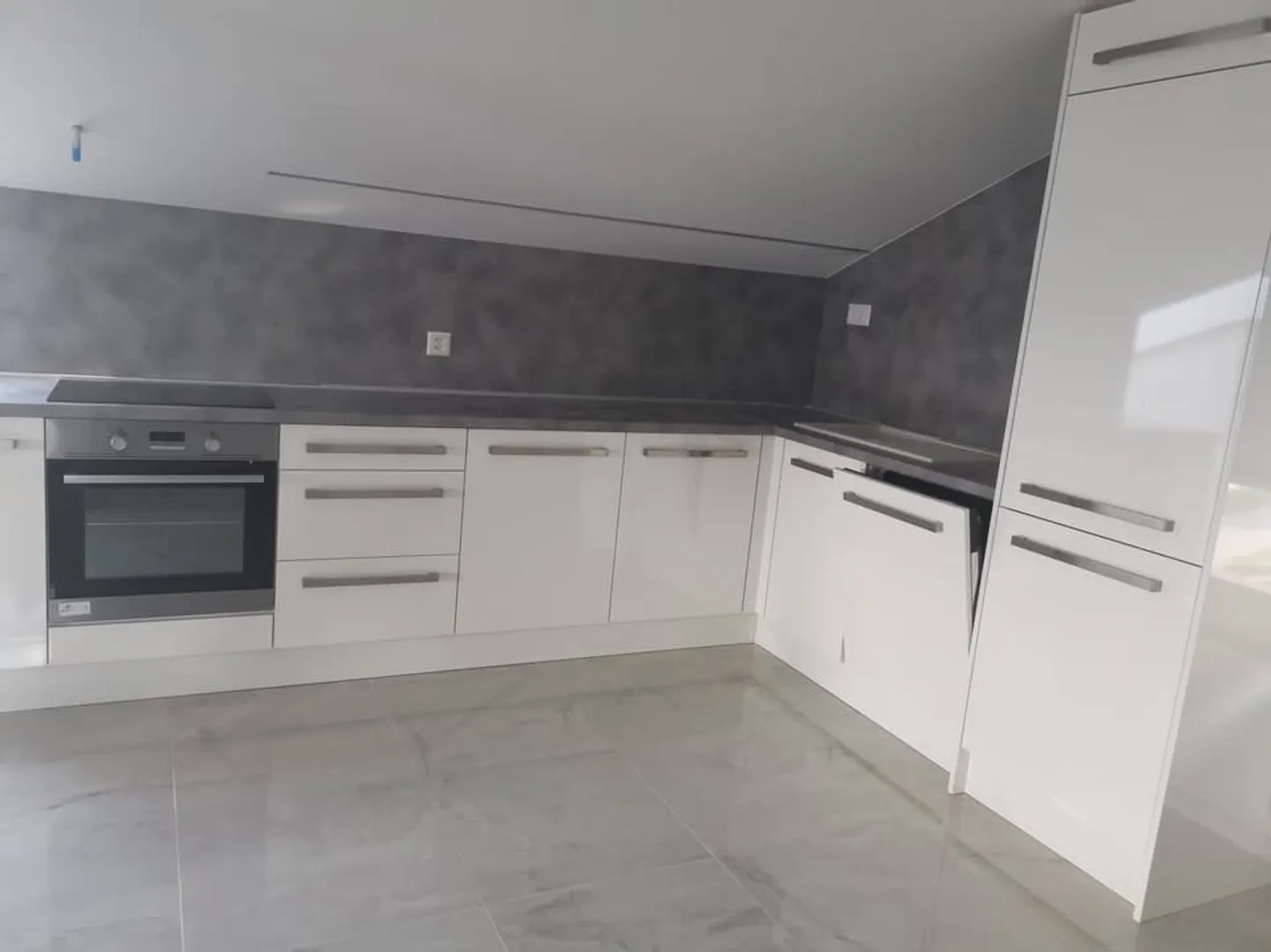 Bright 2.5 Rooms - Ideal Location in Romont - Photo 4 of 9