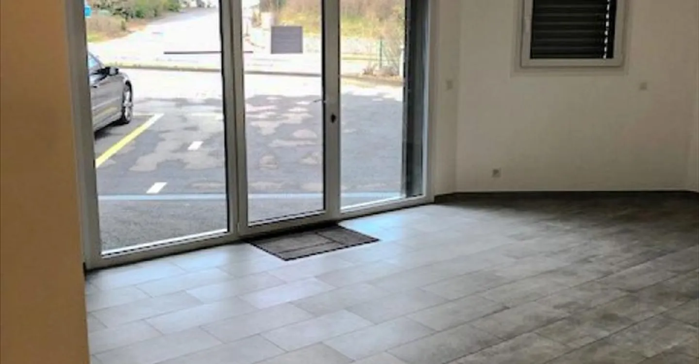 Immeuble mixte à louer - Photo 6 sur 9