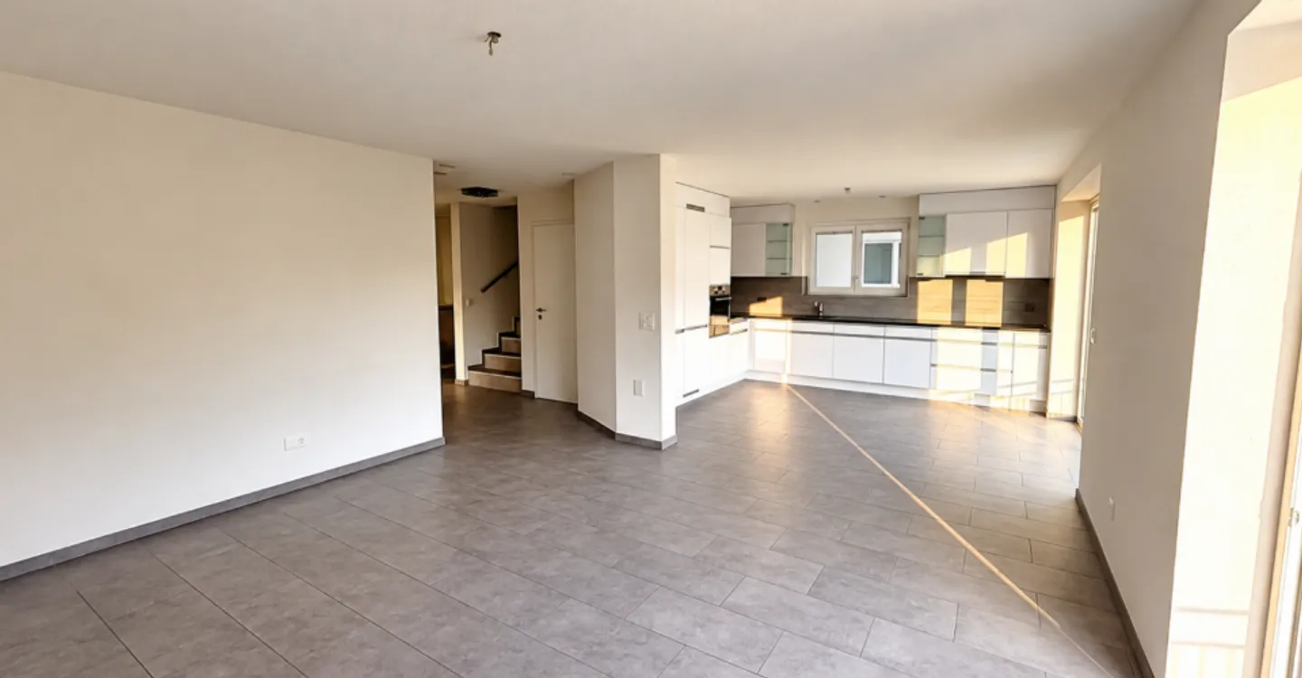 Duplexwohnung mit eigenem Eingang - Foto 1 von 13