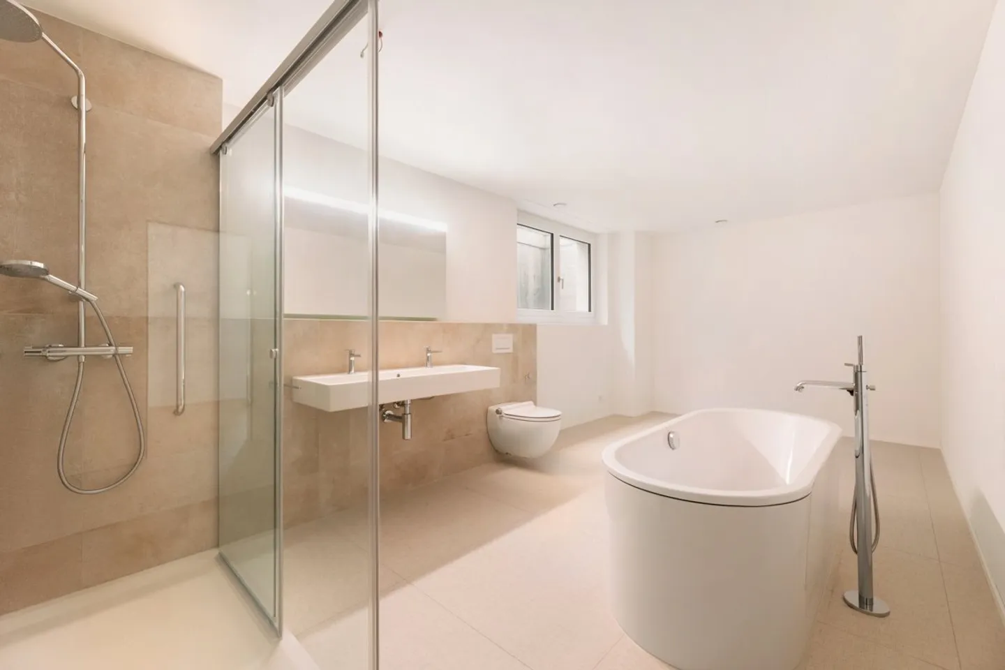 Luxuswohnung mit Garten - Foto 1 von 5