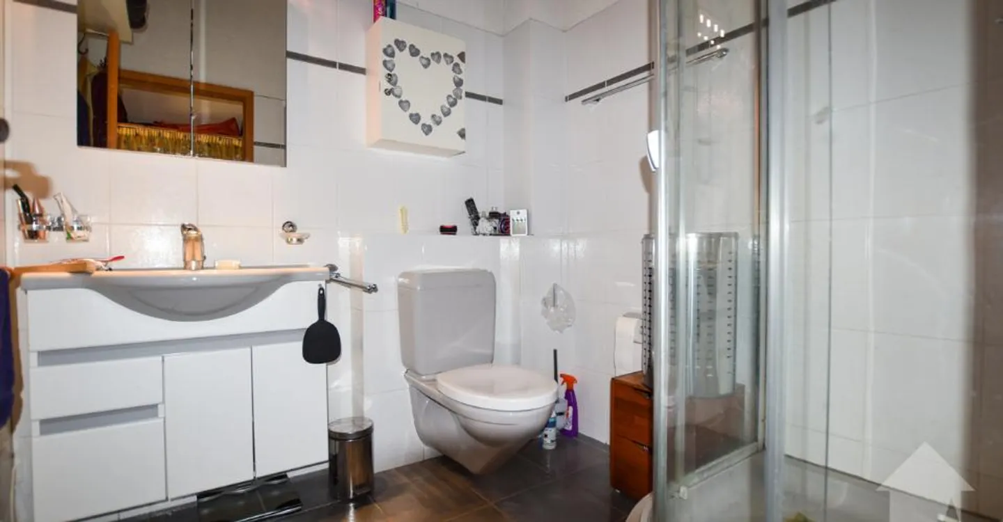 Apartment with exceptional location - Photo 9 of 13