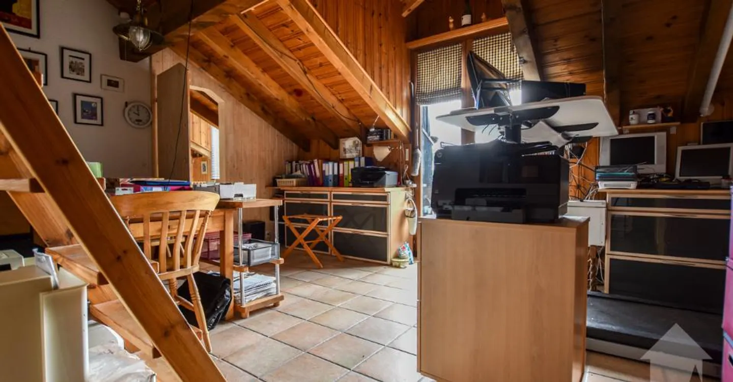 Apartment with exceptional location - Photo 10 of 13