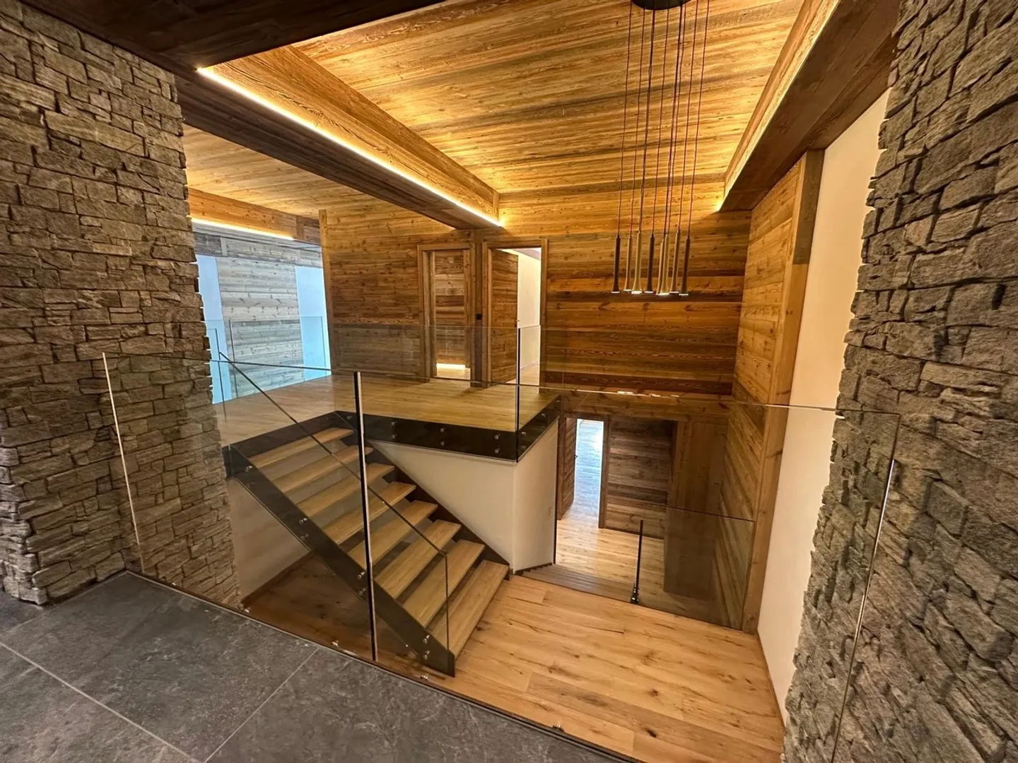 Luxury Apartment in the Alps - Photo 2 of 11