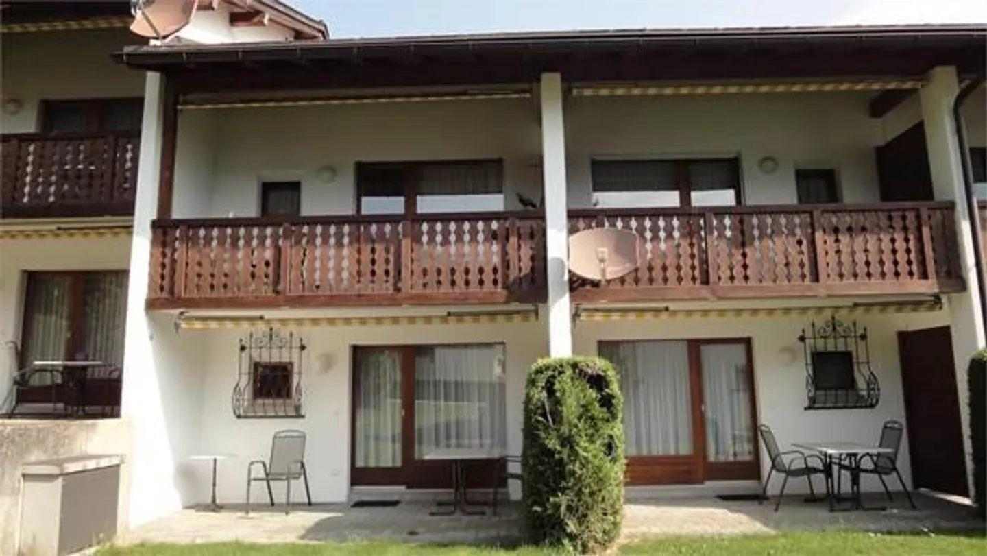 Gepflegte 1-Zimmer-Wohnung mit grossem, privatem Balkon in ruhiger Lage - Photo 5 of 5