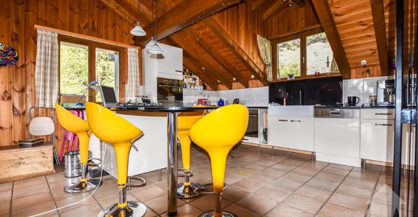 Apartment with exceptional location - Photo 5 of 13