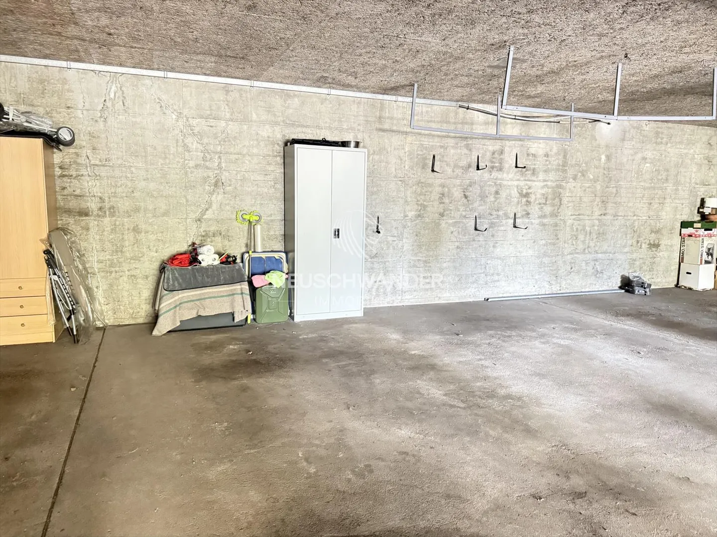 Place de parking extérieure à vendre - Photo 3 sur 6