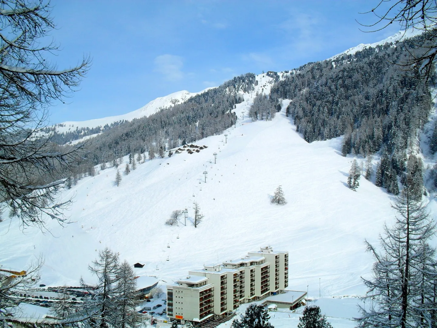 Luxury Apartment in the Alps - Photo 11 of 11