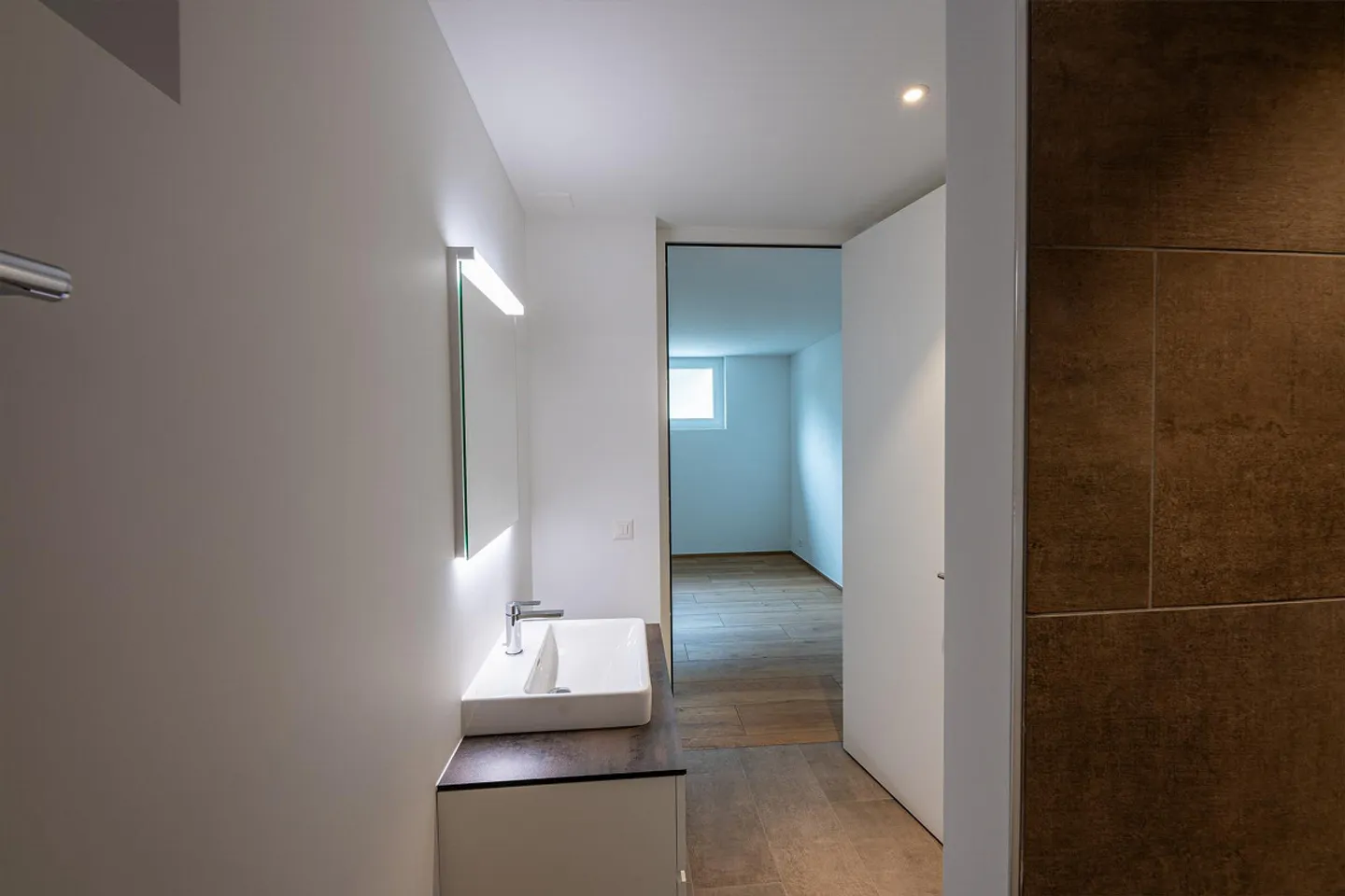 Nuovo appartamento moderno - Foto 11 di 12