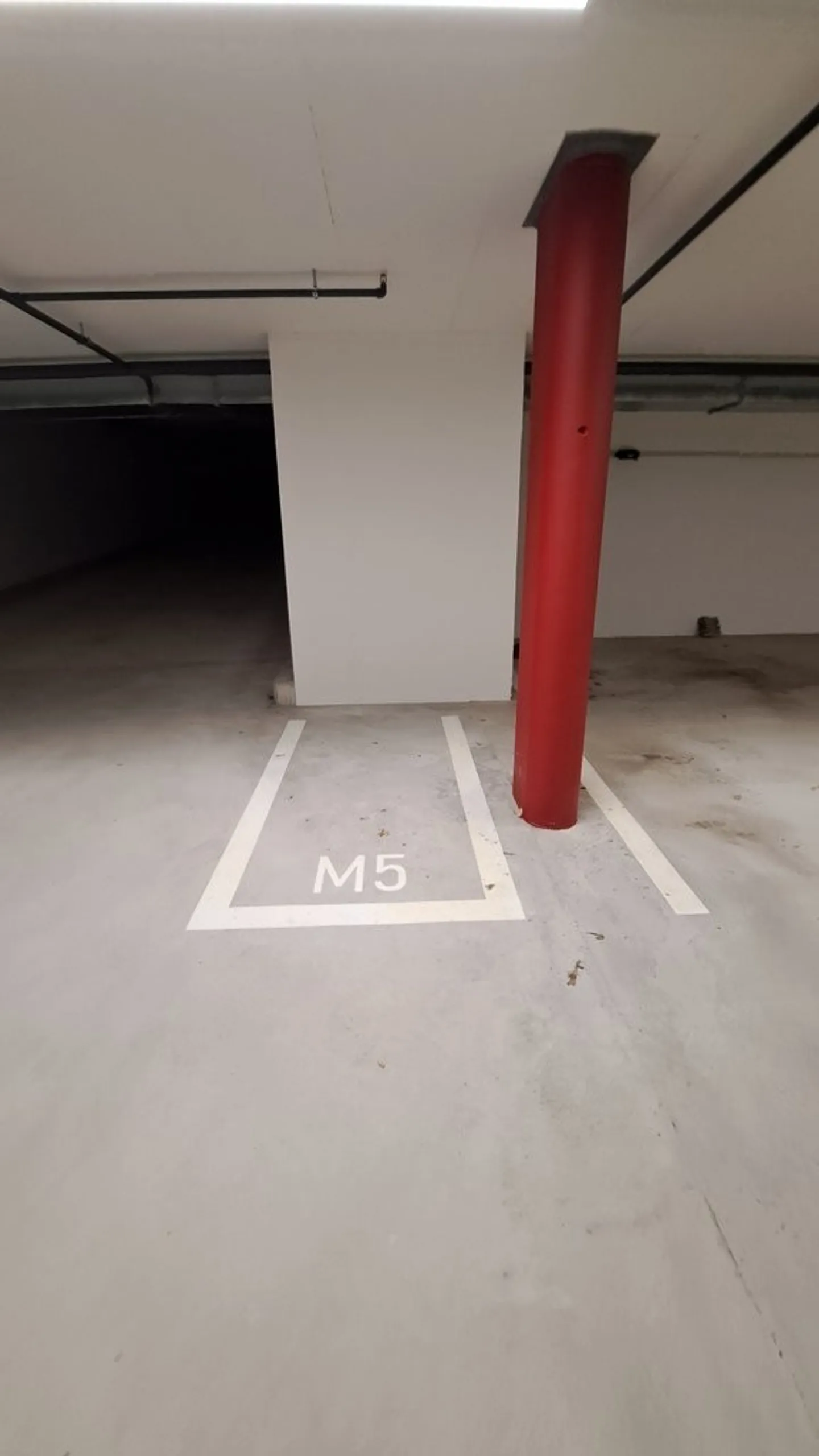 Posto moto in affitto - Foto 2 di 3