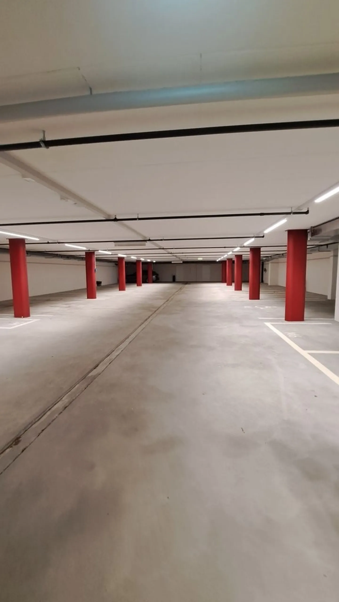 Posto moto in affitto - Foto 3 di 3