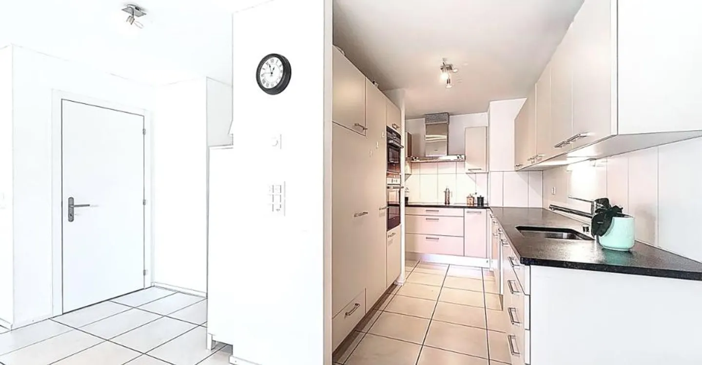 Belfaux - Duplex 4.5 rooms, 120 m², covered balcony 18 m² southwest, CECB B - Photo 4 of 13