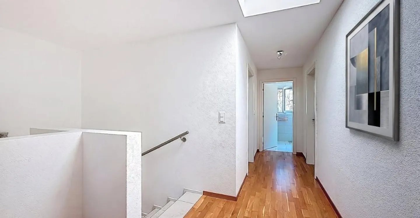 Belfaux - Duplex 4.5 rooms, 120 m², covered balcony 18 m² southwest, CECB B - Photo 7 of 13
