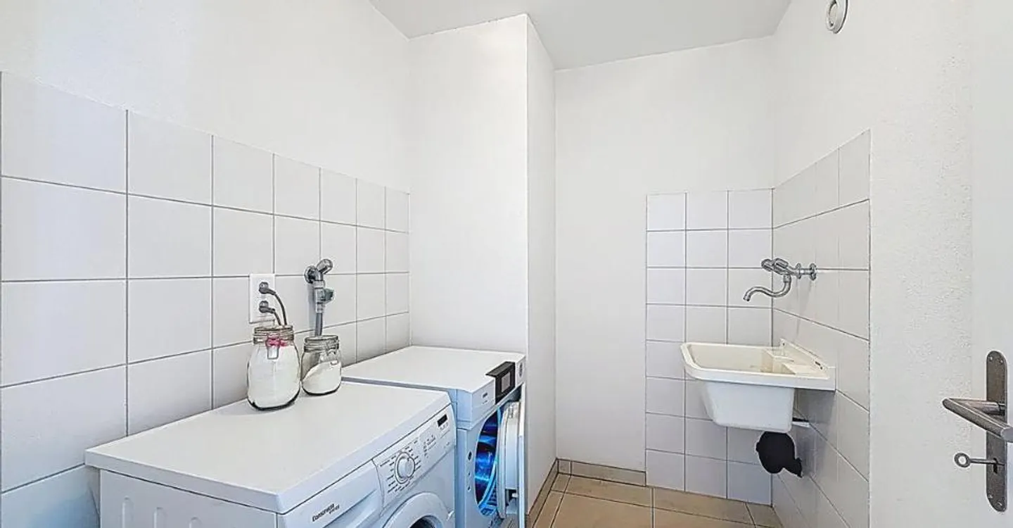 Belfaux - Duplex 4.5 rooms, 120 m², covered balcony 18 m² southwest, CECB B - Photo 13 of 13