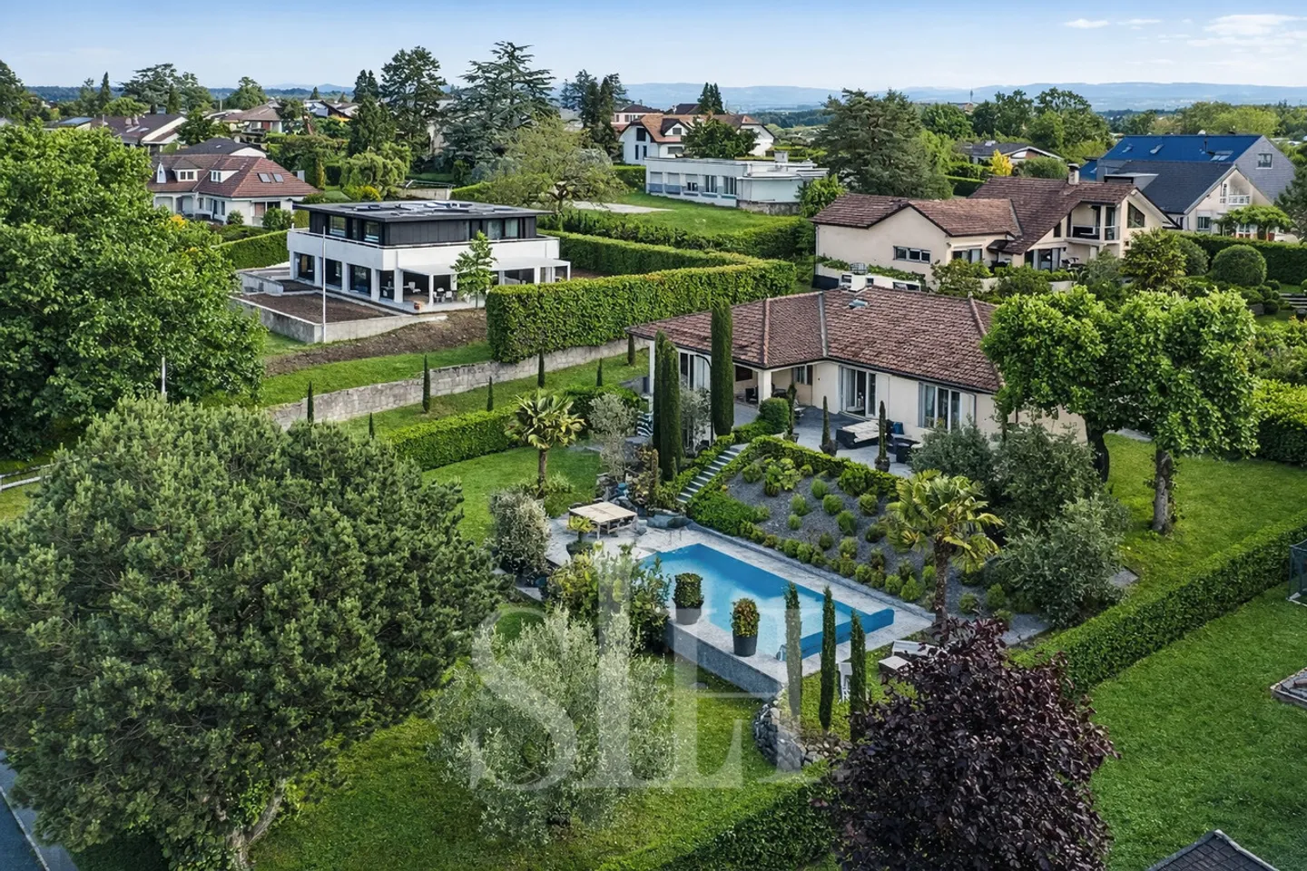 Magnifica villa padronale con piscina - Vicino a St-Sulpice - Foto 1 di 11