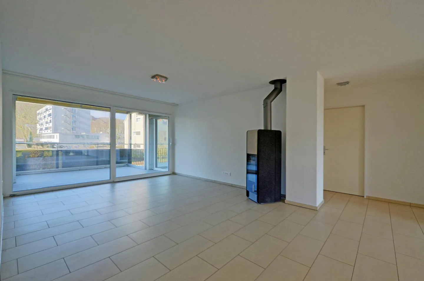 Moderne Wohnung mit Wintergarten - Foto 10 von 22