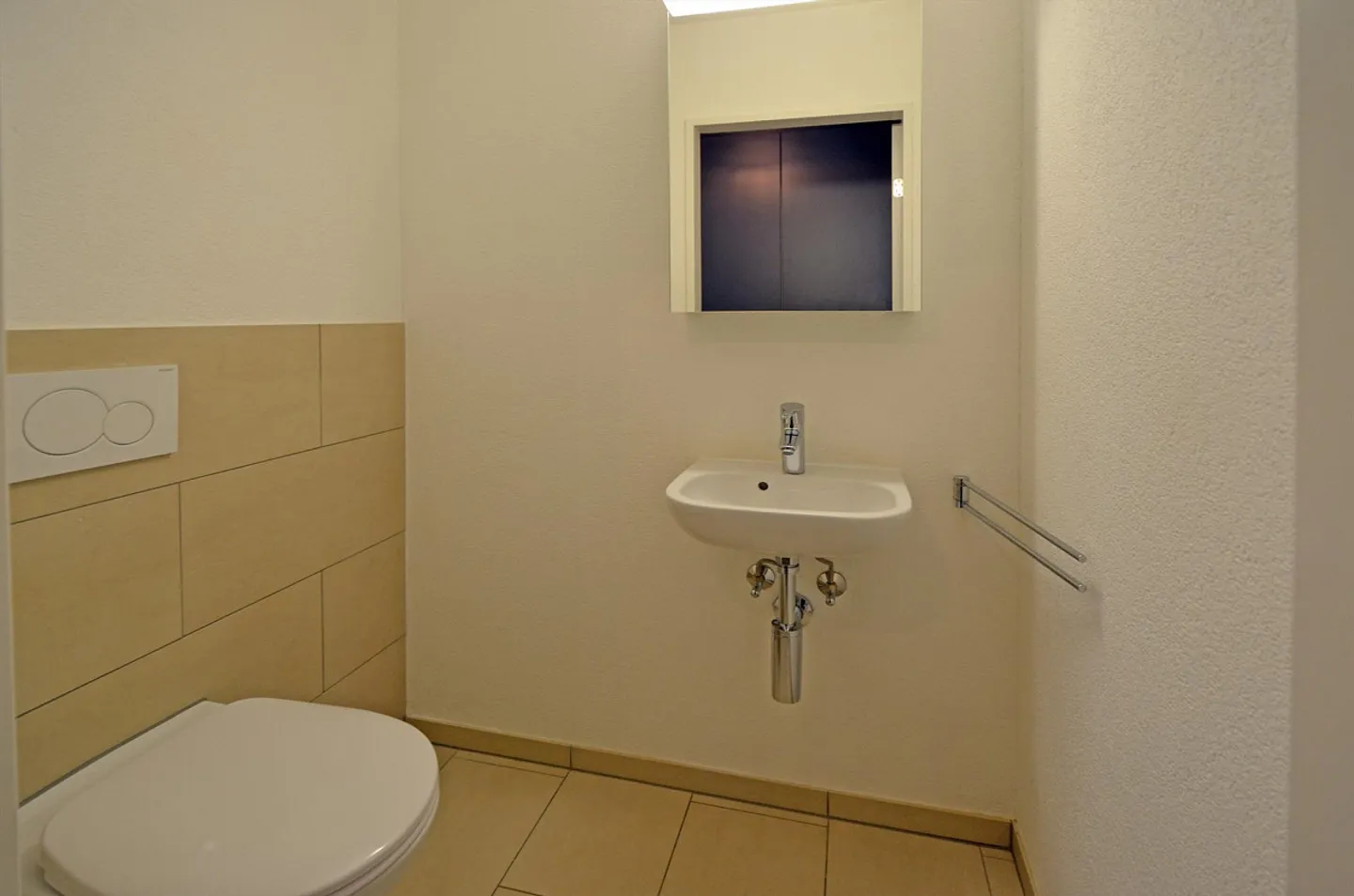 Moderne Wohnung mit Wintergarten - Foto 13 von 22