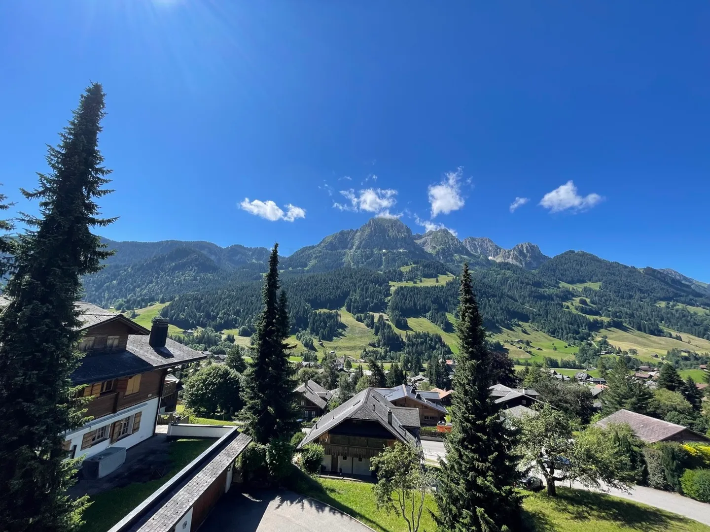 Appartamento affascinante con soppalco e vista montagna - Foto 5 di 6