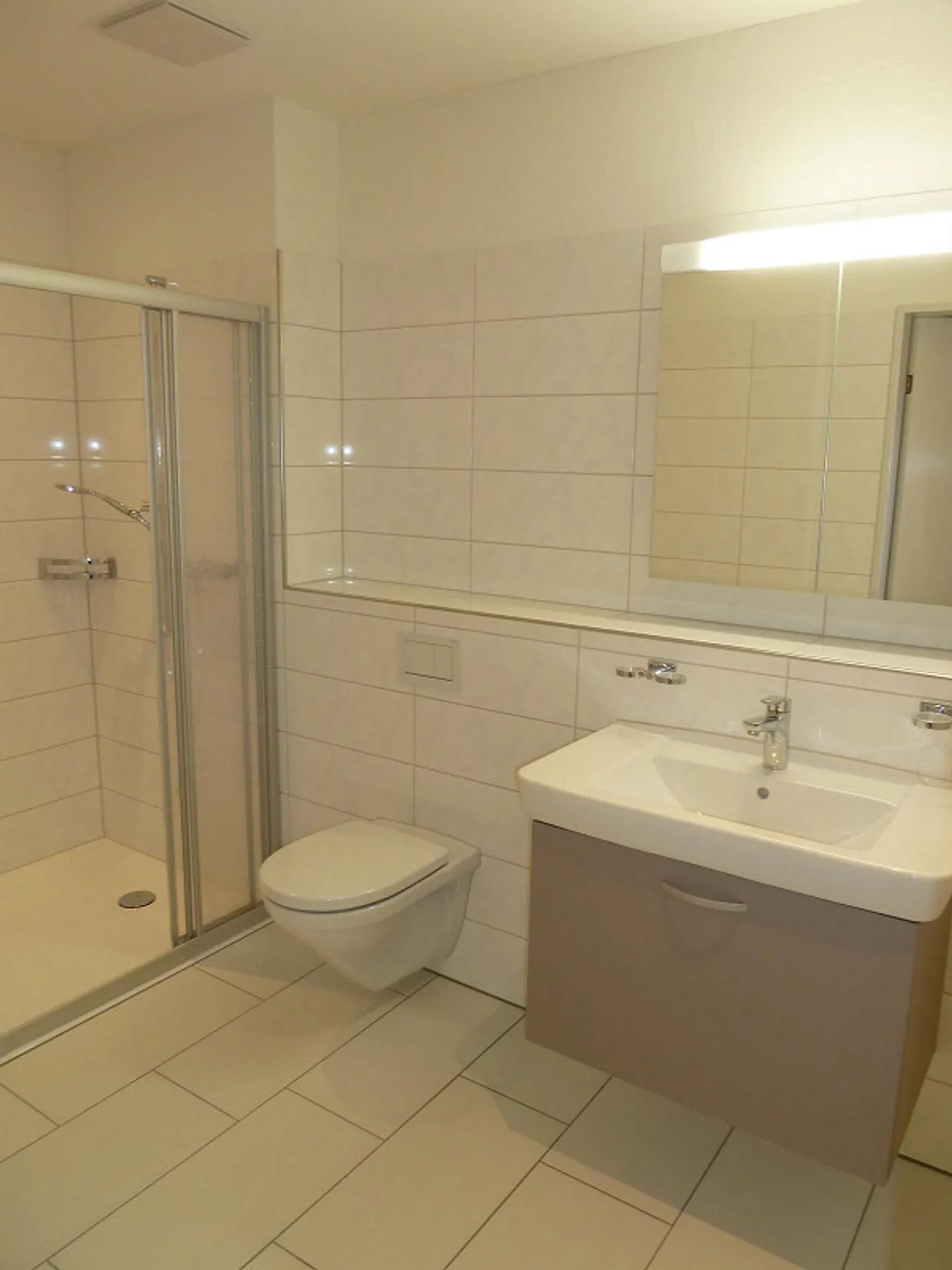 Modern 2.5-room apartment in the old village center - Photo 4 of 8