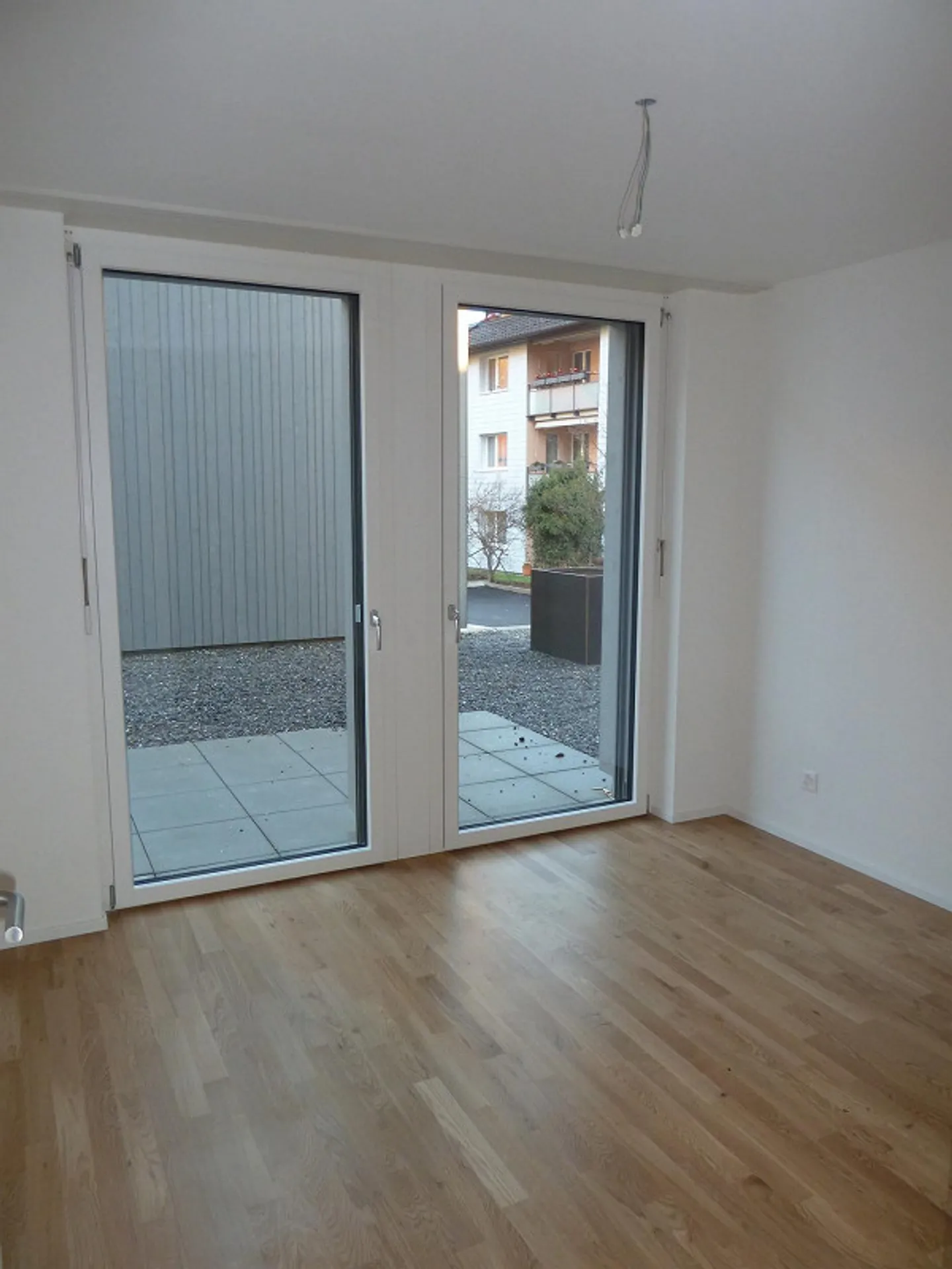 Modern 2.5-room apartment in the old village center - Photo 5 of 8