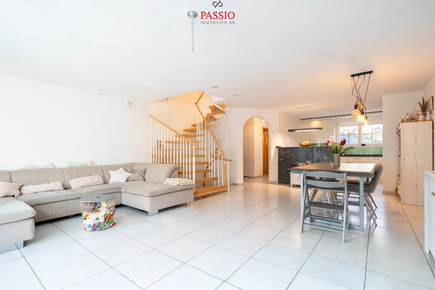 Maison de ville familiale et bien entretenue de 5,5 pièces - Photo 6 sur 28