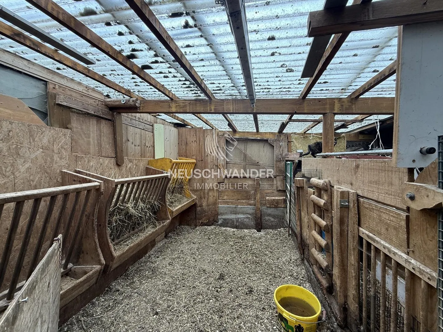 Single house for sale - Photo 3 of 13