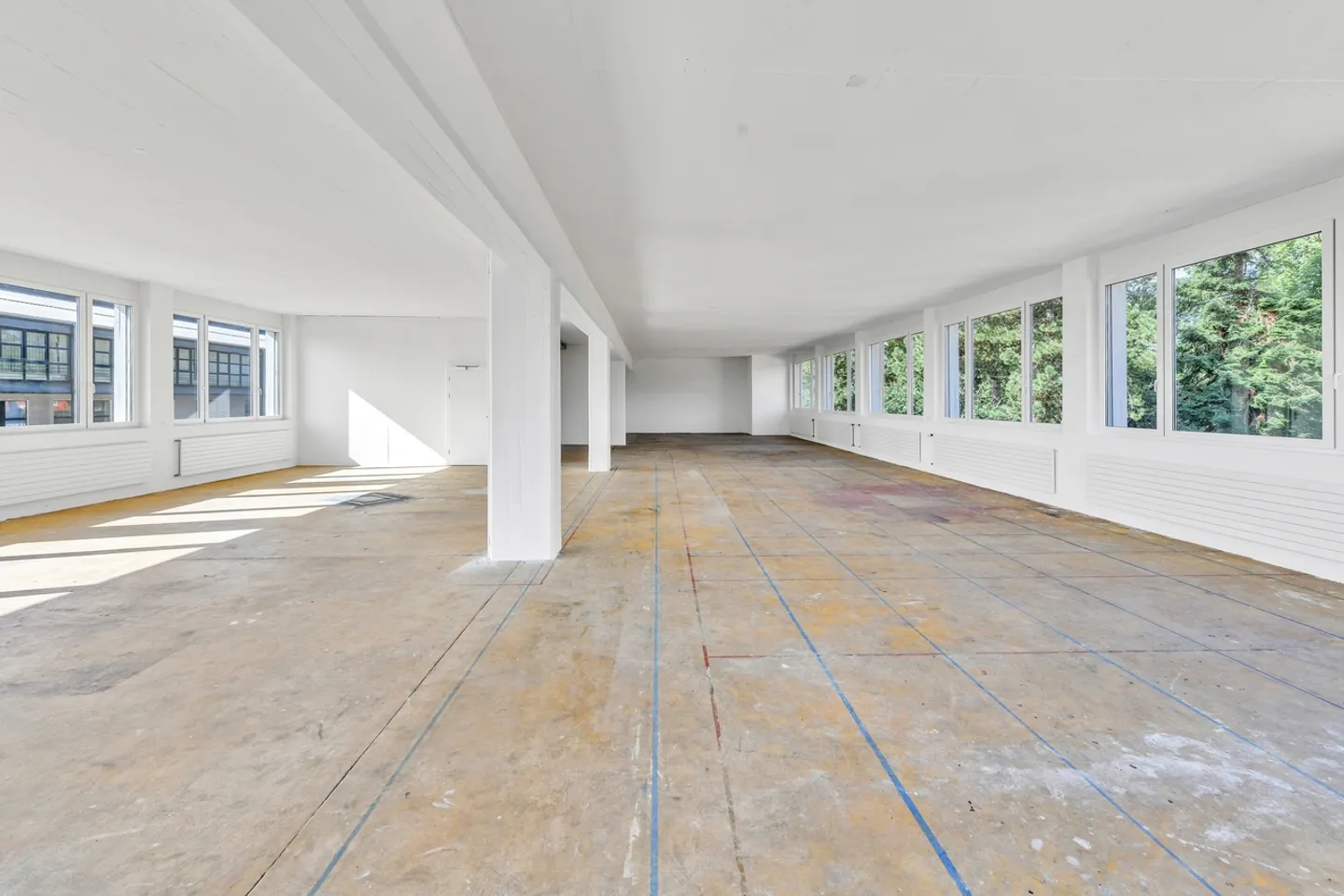 Attractive commercial space with great potential in Rümlang, Canton ZH - Photo 5 of 8