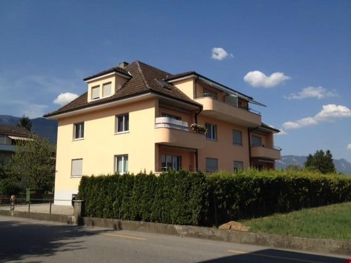 Moderne Wohnung mit eigenem Gartensitzplatz - Foto 12 von 12