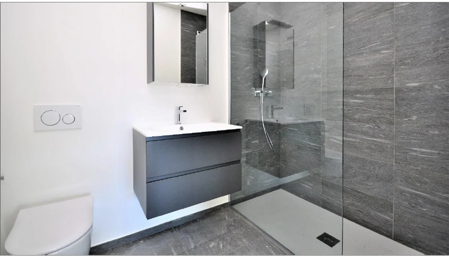 Modern 2.5 Room Apartment - Photo 10 of 12