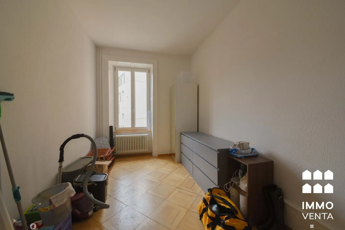Spacious 3-room apartment in the city center - Photo 6 of 14