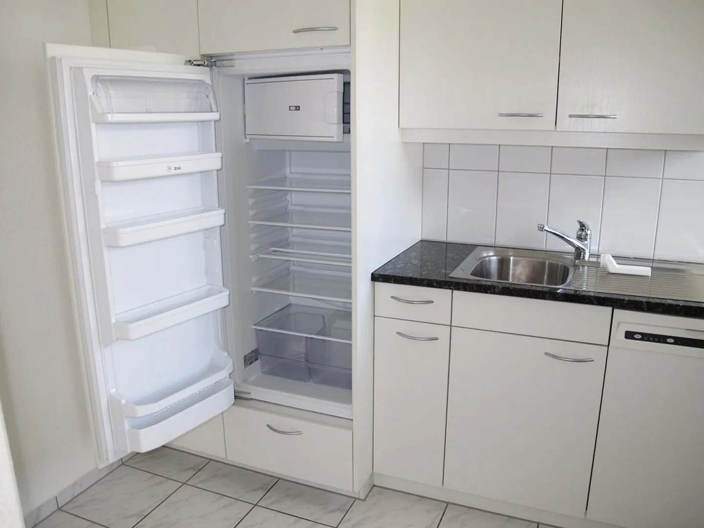 Here ends your apartment search! - Photo 3 of 6