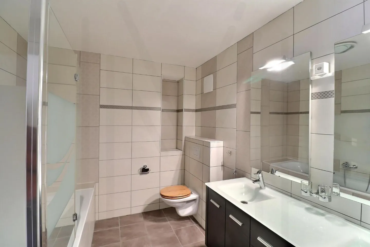 Bauernhof 5,5 Zimmer - Foto 7 von 13