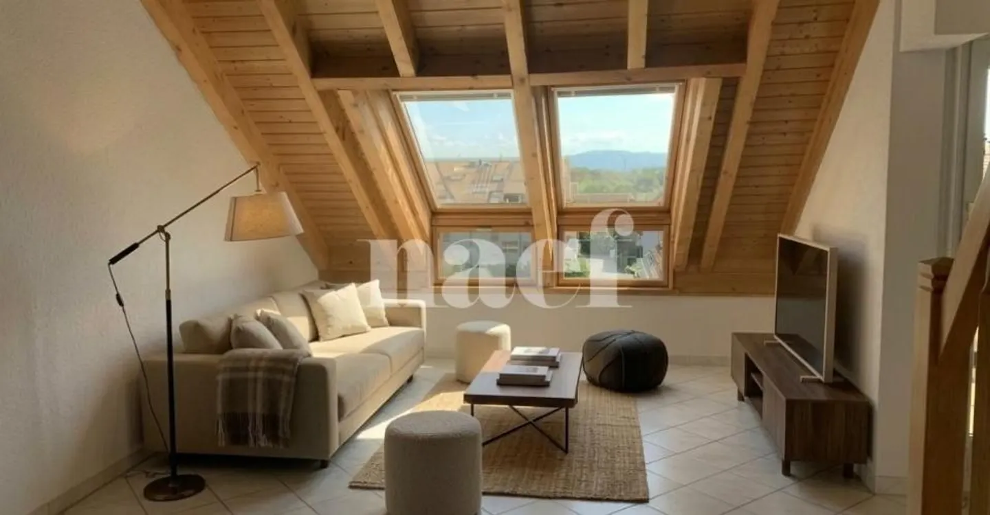 Incantevole duplex di 5,5 locali al 4° piano con balcone - Foto 3 di 9