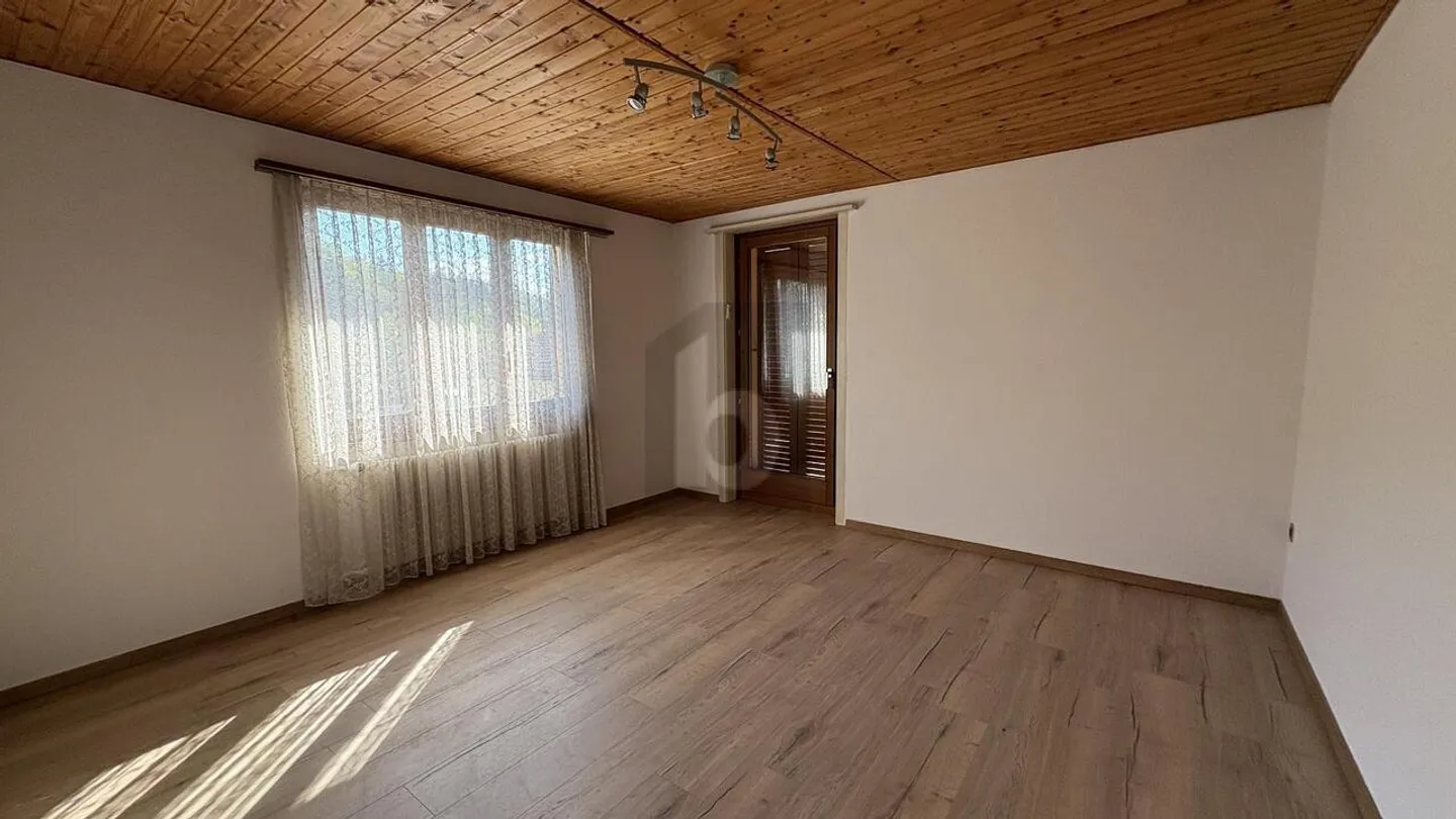 IN UNA ZONA RESIDENZIALE TRANQUILLA - Foto 3 di 6
