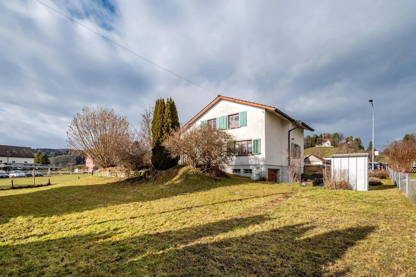 Spacious plot with older single-family house - Photo 16 of 18