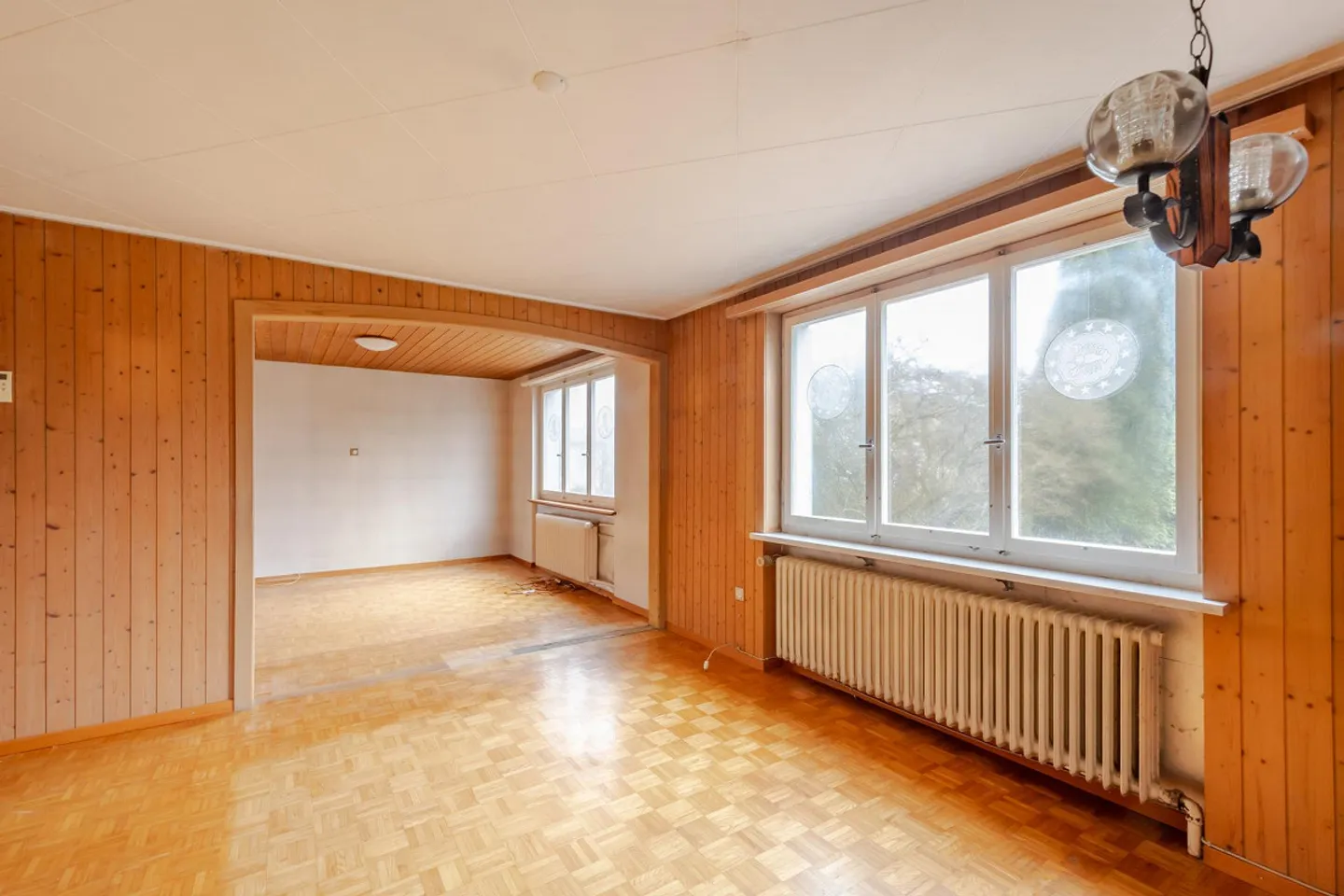 Spacious plot with older single-family house - Photo 7 of 18