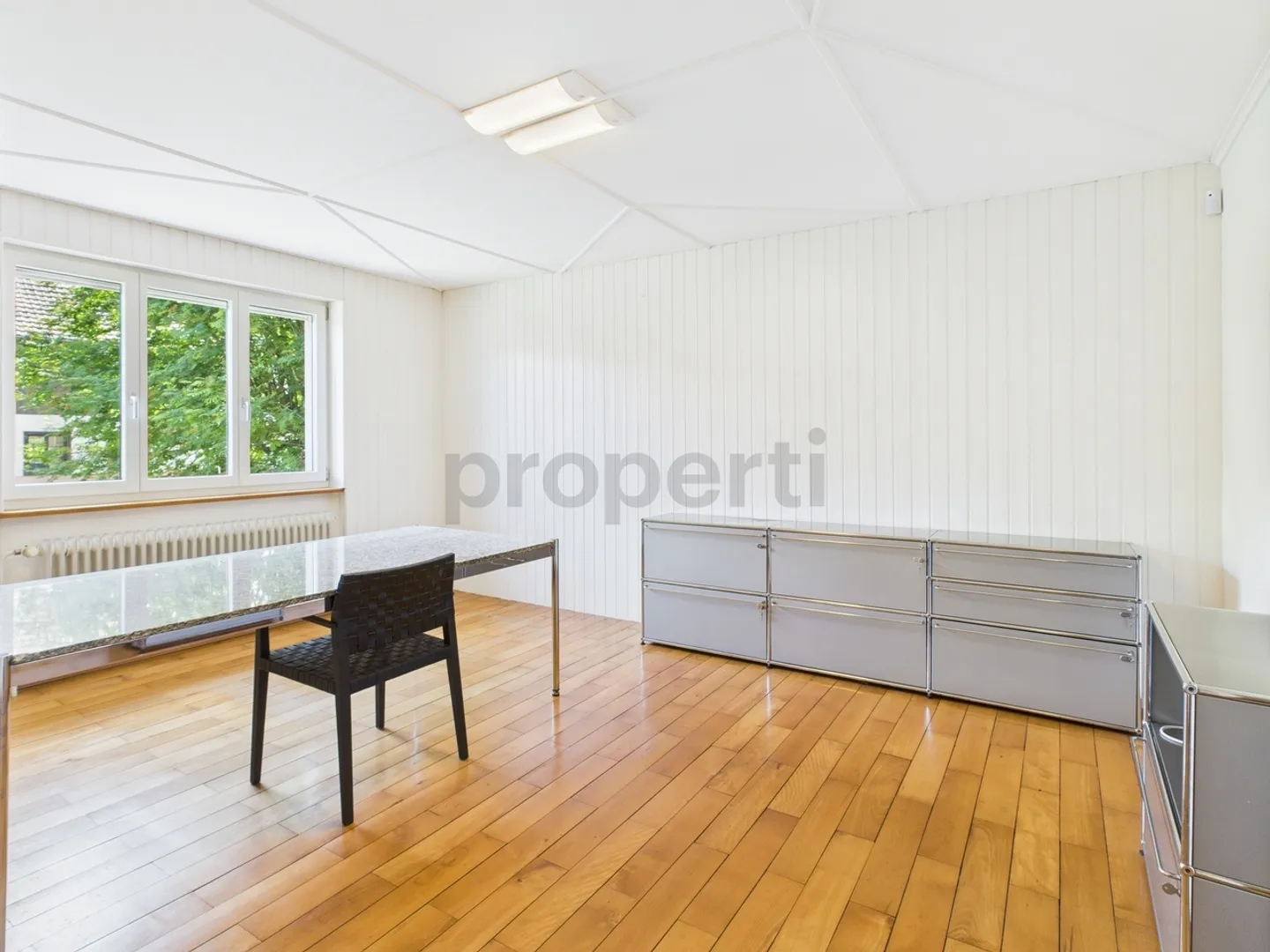 Charmantes Einfamilienhaus mit Gästehaus, Garten und Garage in ruhiger Lage in Pleigne - Foto 7 von 13