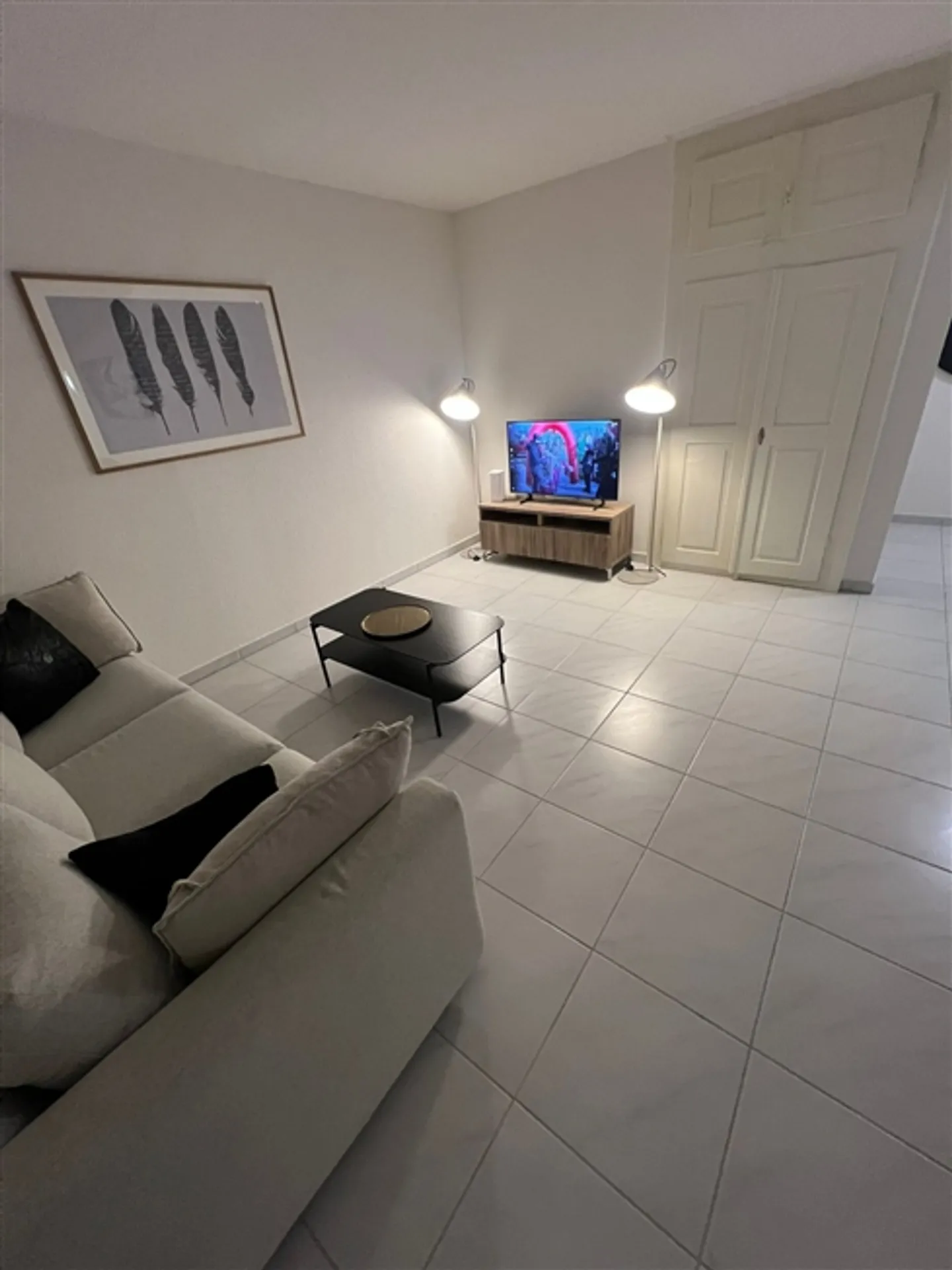 Modern furnished 3.5-room apartment in Zurich Altstetten (near Zurich-Binz) - Photo 3 of 13