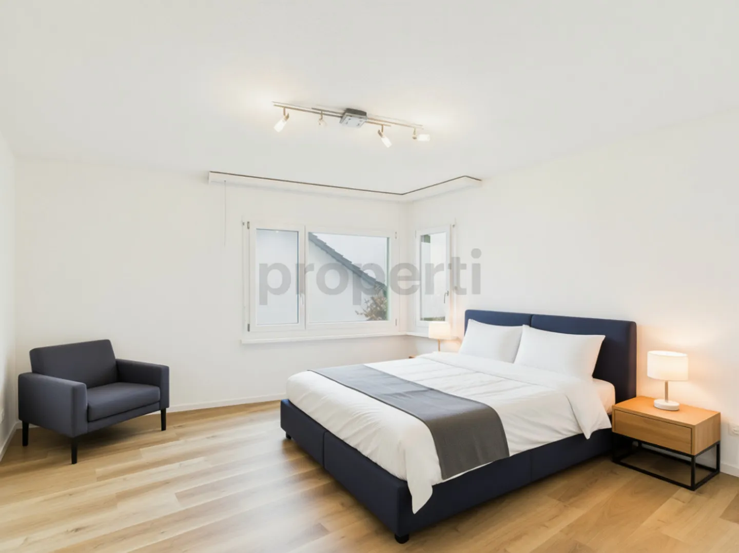 Sunny garden seating area, cozy fireplace and freshly renovated kitchen and bathroom - Photo 6 of 13