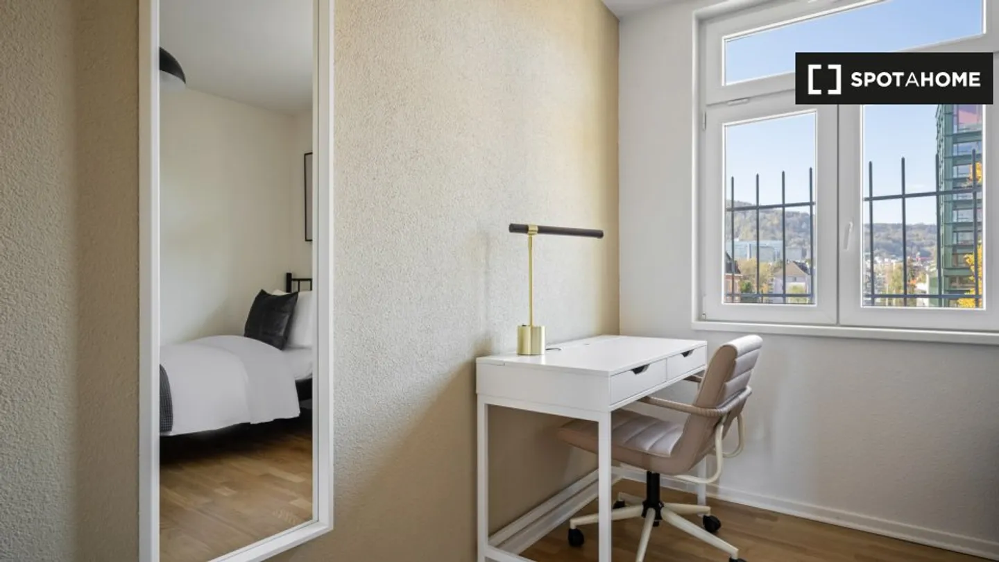 Discover, visit, and rent your new home online with complete confidence. - Photo 18 of 18