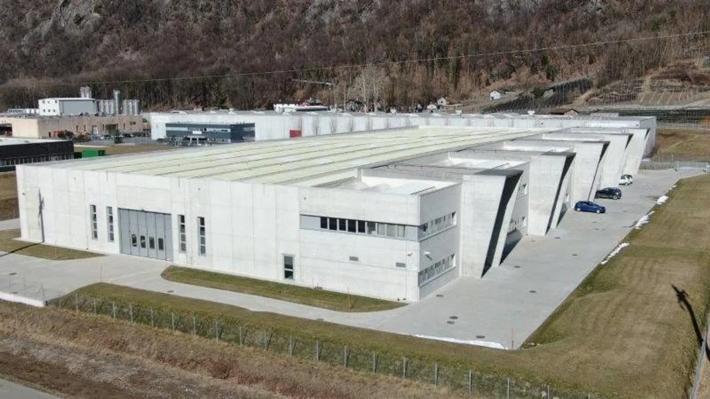 MODULAR INDUSTRIAL SPACES IN SAN VITTORE (GR) - Photo 6 of 12