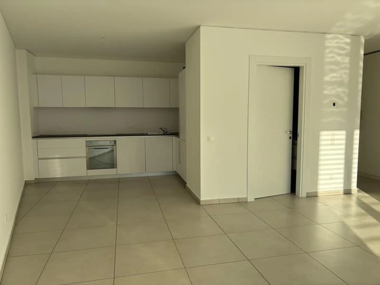 Appartement de 3,5 pièces à louer à Paradiso - Photo 3 sur 7