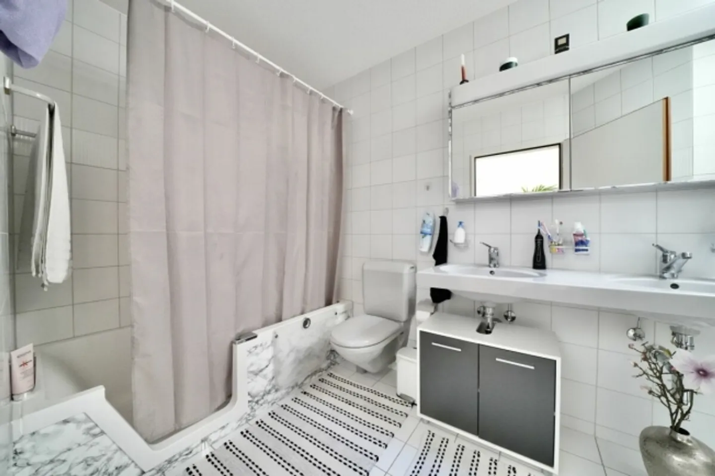 GRANDE CASA A SCHIERA CON UNA VISTA DA SOGNO SULLE ROVINE DEL CASTELLO - Foto 8 di 9