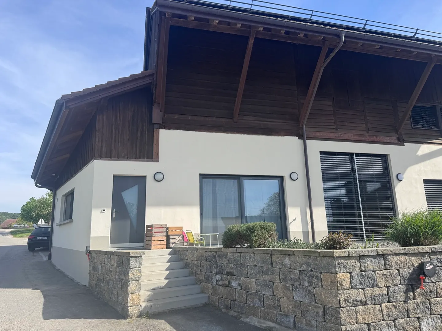 Donatyre, zur Miete, 2.5-Zimmer-Wohnung, 59 m2 mit Terrasse - Photo 1 of 7