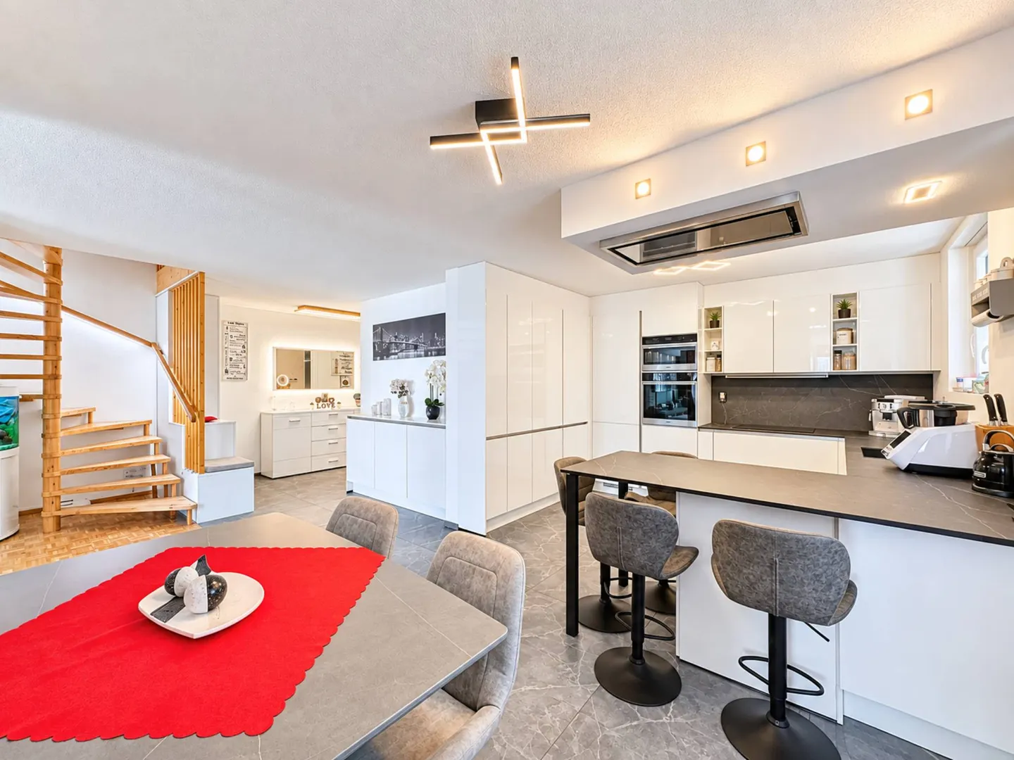Charmantes Duplex in Dombresson - Foto 4 von 10