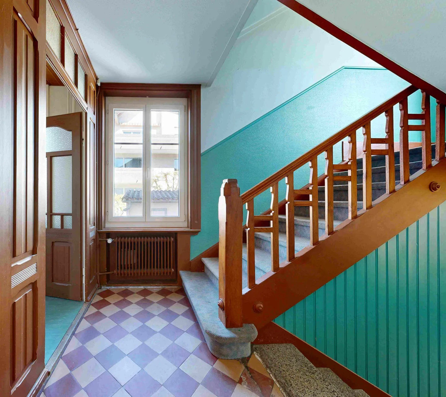 The historic house with a huge garden in an ideal location, so large that two apartments are possible - Photo 13 of 23