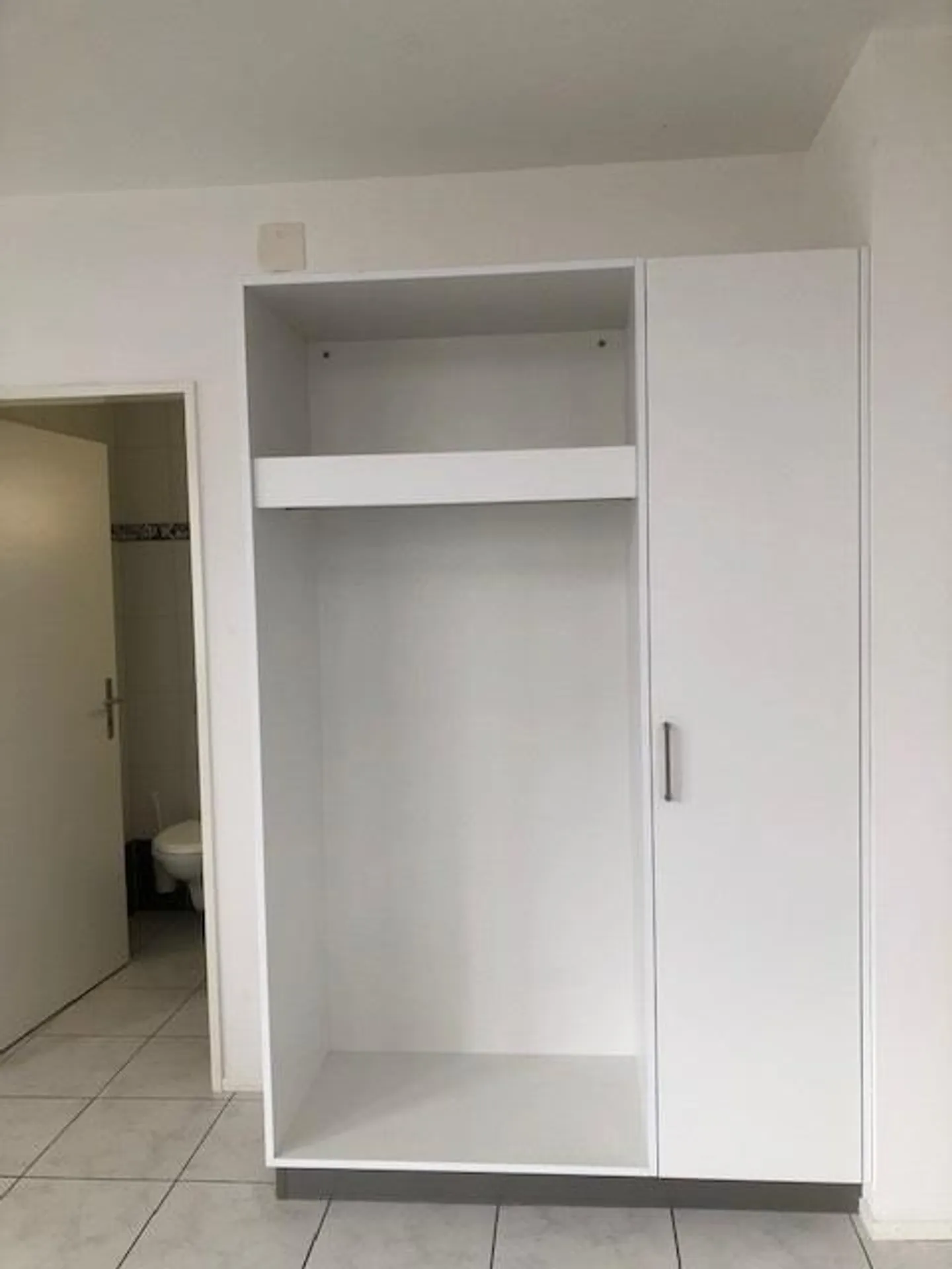 Ampio appartamento 1,5 locali, 53 m2, 1° piano W16 - Foto 8 di 10