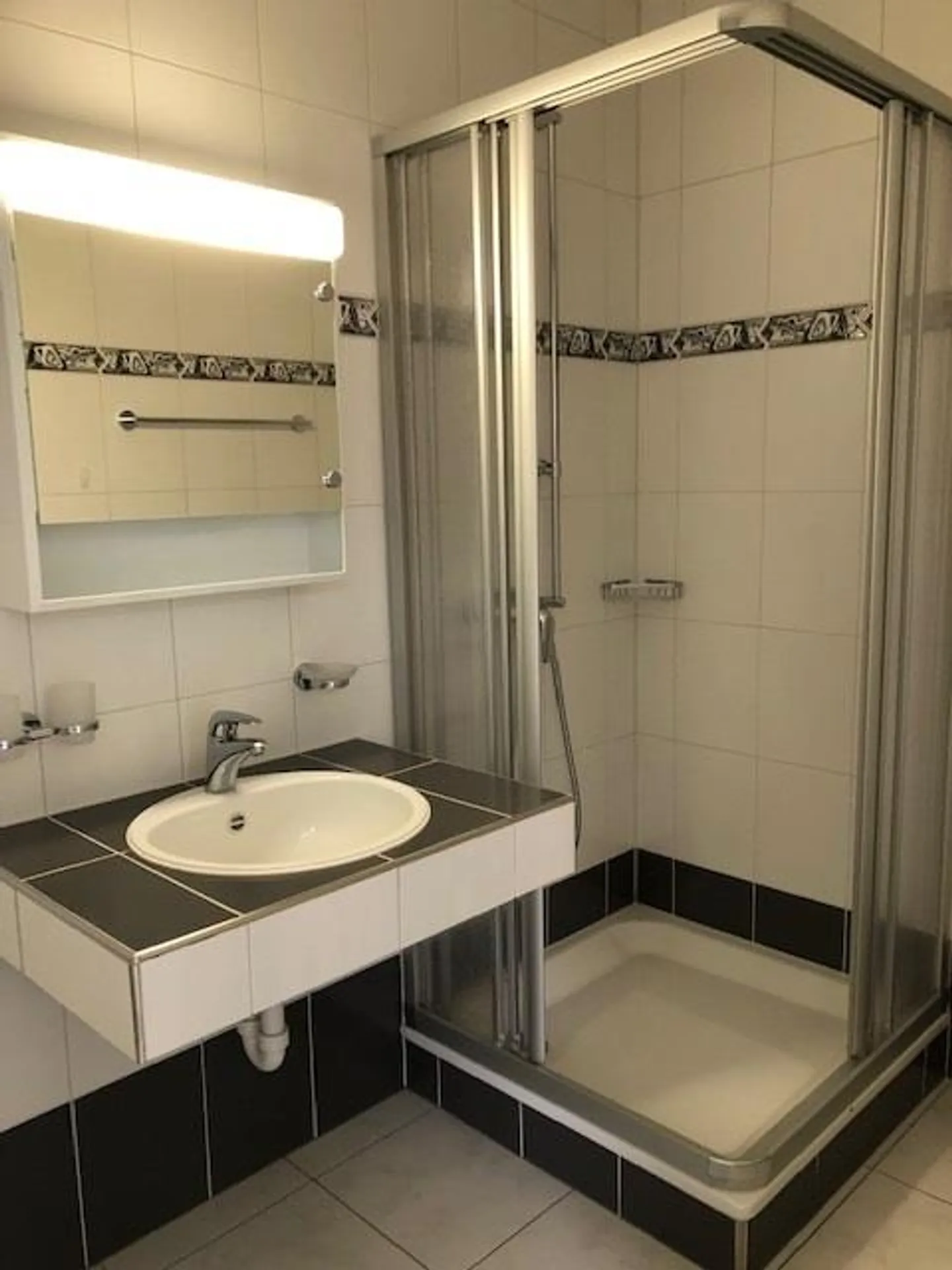 Ampio appartamento 1,5 locali, 53 m2, 1° piano W16 - Foto 9 di 10