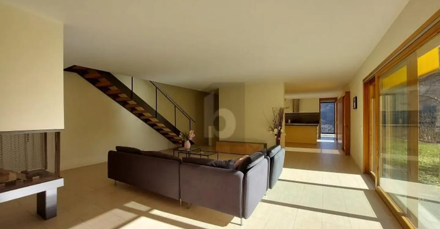 Modern Villa with Stunning Views - Photo 5 of 6