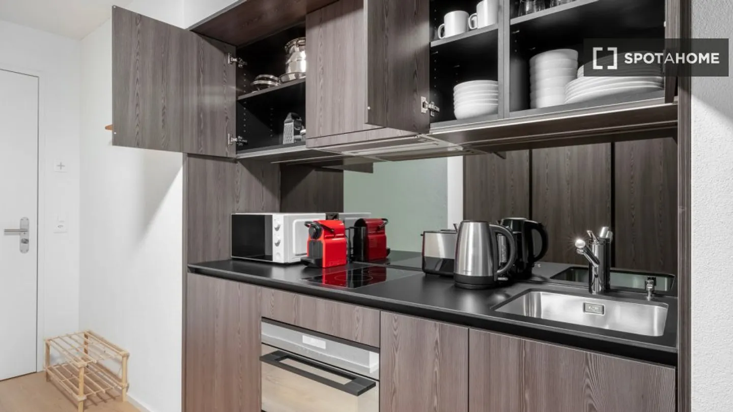 Discover, visit, and rent your new home online with complete confidence. - Photo 5 of 8