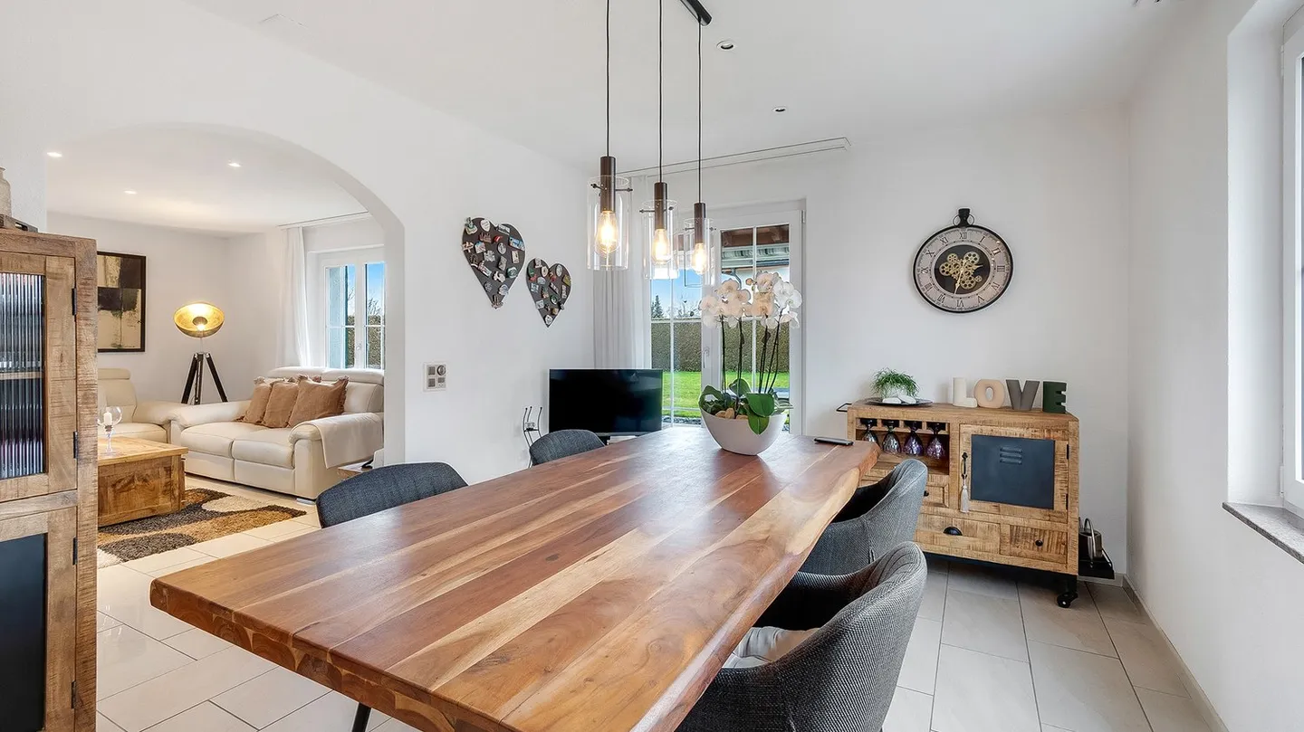 Charmantes Einfamilienhaus in Sulgen - Foto 2 von 28